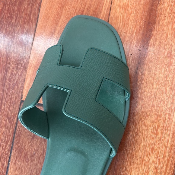 Hermes Oran green sandals, great condition!!! - Picture 4 of 12